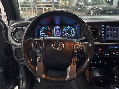 Used 2021 Toyota Tacoma TRD Off-Road w/ Advanced Technology Package AWD/4WD image 22