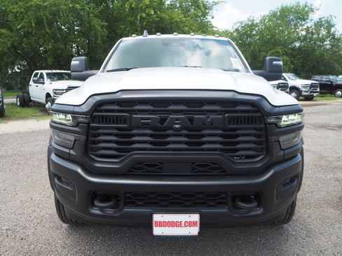 New 2025 RAM 4500 Tradesman image 3