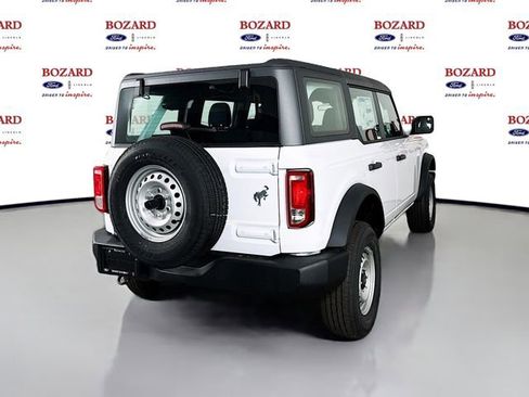 New 2025 Ford Bronco 4-Door image 8