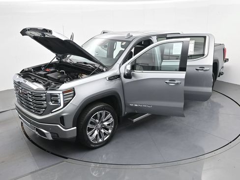 Used 2024 GMC Sierra 1500 Denali w/ Denali Reserve Package AWD/4WD image 41