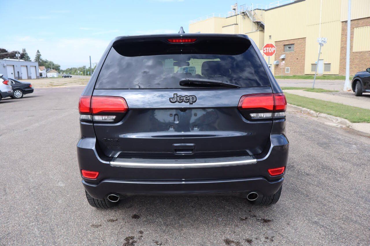 Used 2015 Jeep Grand Cherokee Altitude AWD/4WD image 10