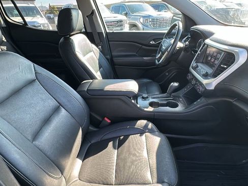 Used 2019 GMC Acadia SLT w/ LPO, Floor Liner Package image 15