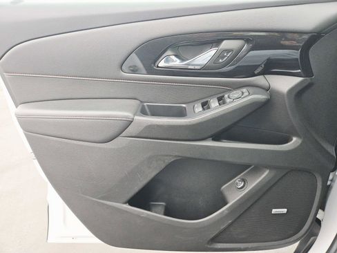 Used 2022 Chevrolet Traverse RS w/ LPO, Floor Liner Package image 38