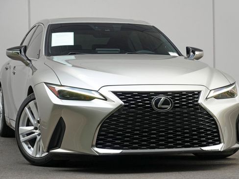 Used 2021 Lexus IS 300 w/ Comfort Package RWD image 2