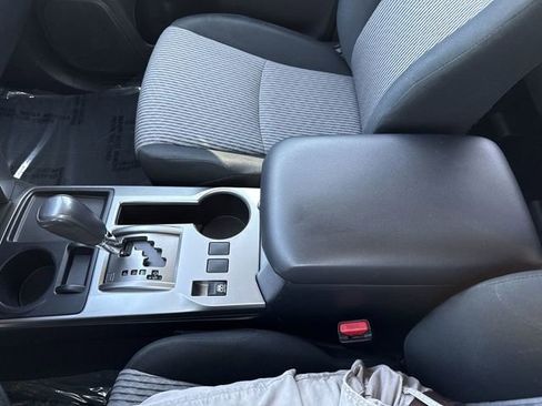 Used 2017 Toyota 4Runner SR5 image 21