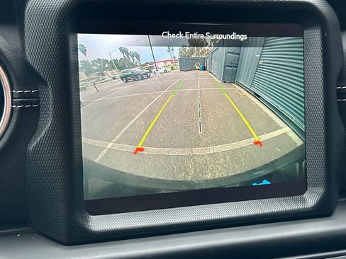 Used 2023 Jeep Wrangler Sahara image 20