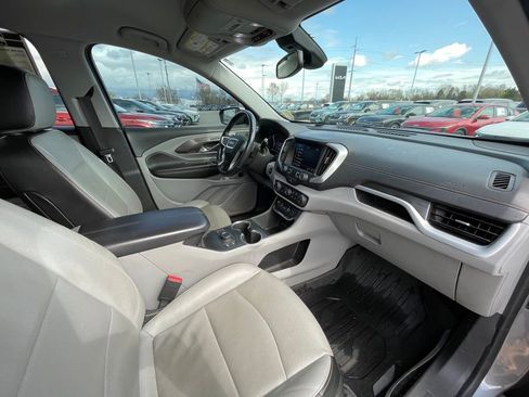 Used 2021 GMC Terrain SLT w/ LPO, Floor Liner Package image 26