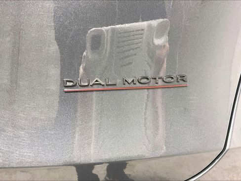 Used 2022 Tesla Model Y Performance image 39