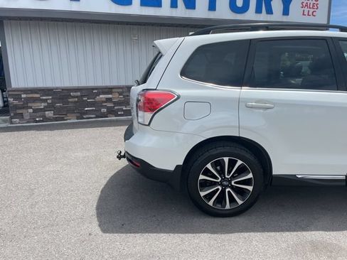 Used 2018 Subaru Forester 2.0XT Touring w/ Popular Package #2 AWD/4WD image 12