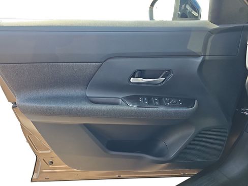 Used 2026 Nissan Kicks SV w/ Charging Package FWD image 22