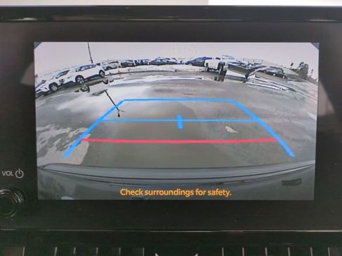 Used 2023 Toyota Corolla LE image 14