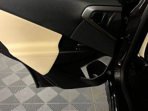 Used 2025 BMW X3 xDrive30i w/ Premium Package image 28