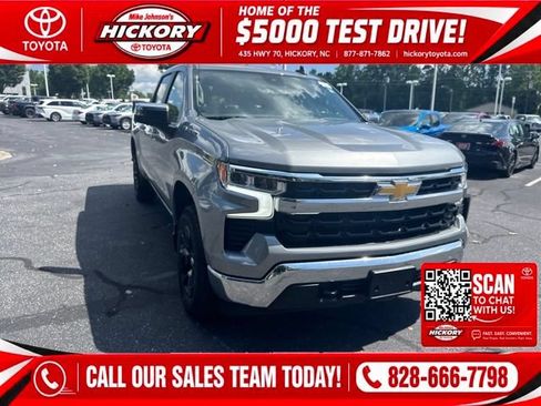 Used 2023 Chevrolet Silverado 1500 LT AWD/4WD image 1