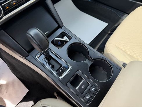 Used 2019 Subaru Outback 2.5i Limited AWD/4WD image 24