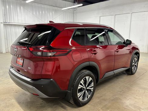 Used 2021 Nissan Rogue SV w/ Premium Package FWD image 7