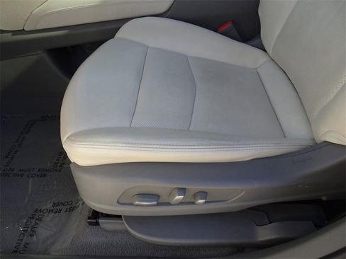 Certified 2023 Cadillac XT6 Premium Luxury w/ Technology Package image 10