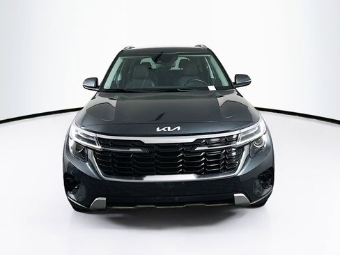 Used 2025 Kia Seltos S image 2