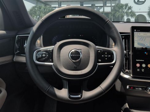 Used 2026 Volvo XC90 B6 Ultra w/ Protection Package AWD/4WD image 13