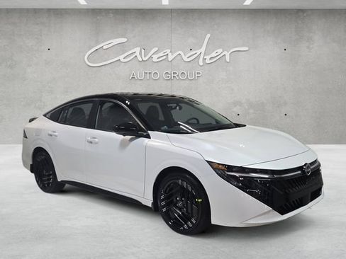 New 2026 Nissan Sentra SR image 2