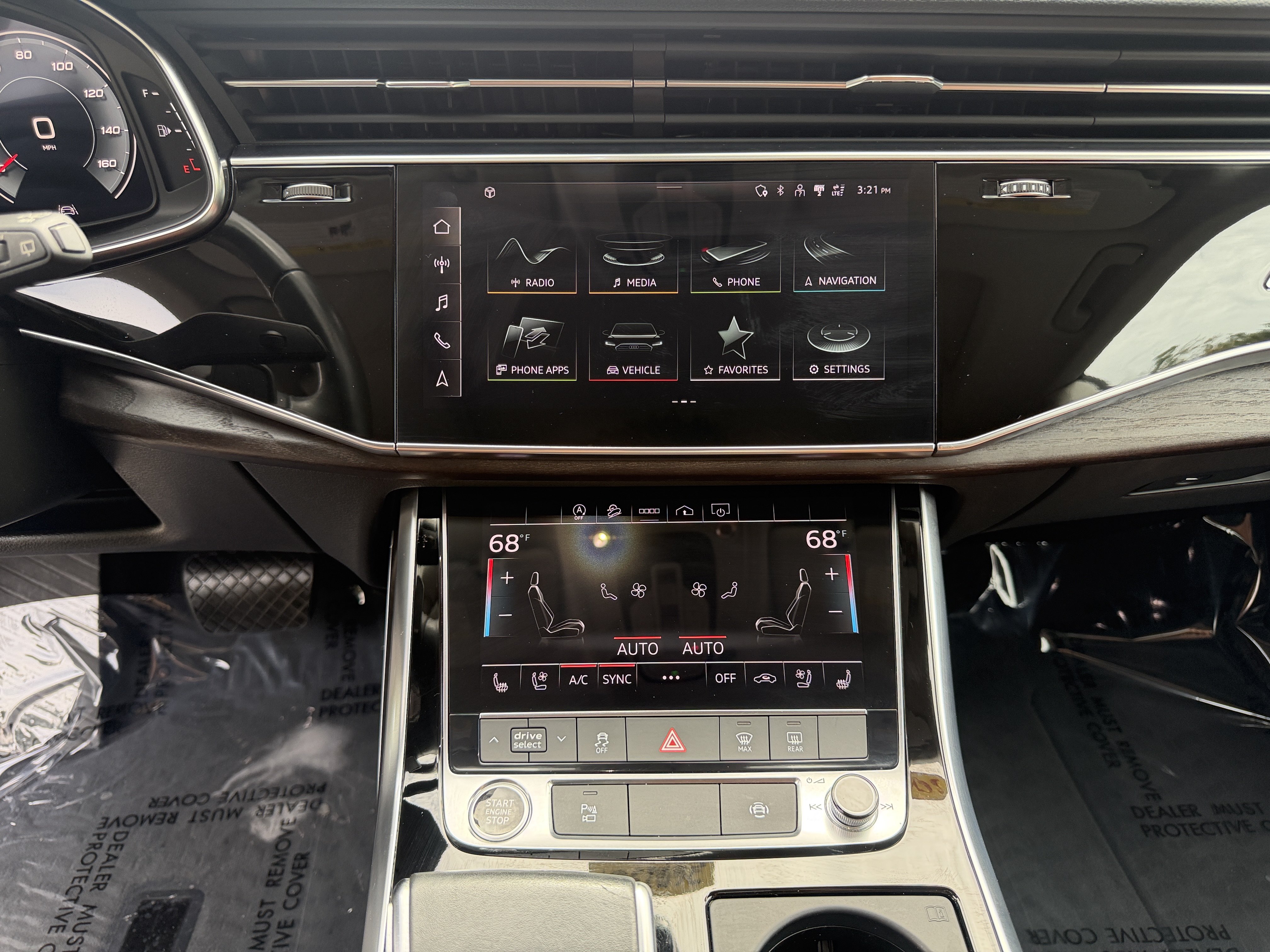 Used 2021 Audi Q8 Premium Plus AWD/4WD image 24