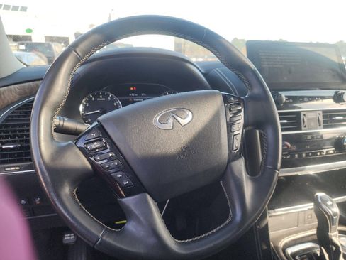 Used 2023 INFINITI QX80 Premium Select w/ All-Season Package image 6
