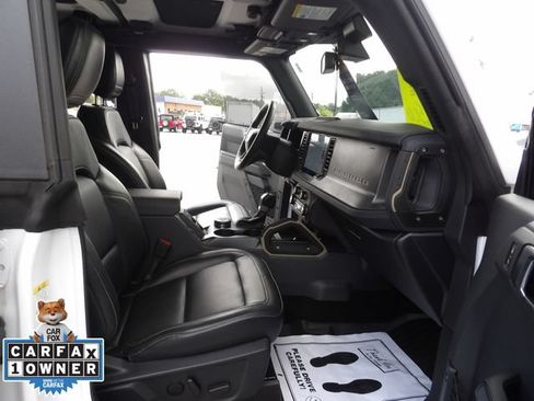 Certified 2025 Ford Bronco Badlands AWD/4WD image 34
