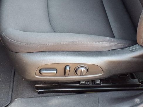 Used 2023 Chevrolet Malibu LT w/ Driver Confidence Package FWD image 4