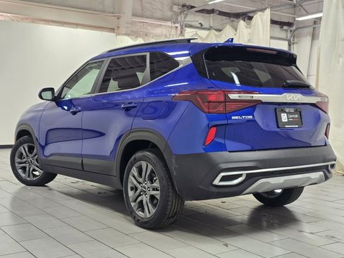 Used 2023 Kia Seltos S w/ Navigation Package image 11