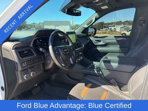 Used 2023 GMC Yukon XL AT4 w/ AT4 Premium Package image 9