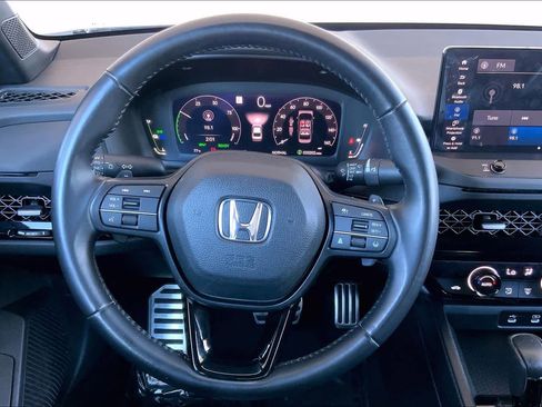 Used 2023 Honda Accord Sport image 6