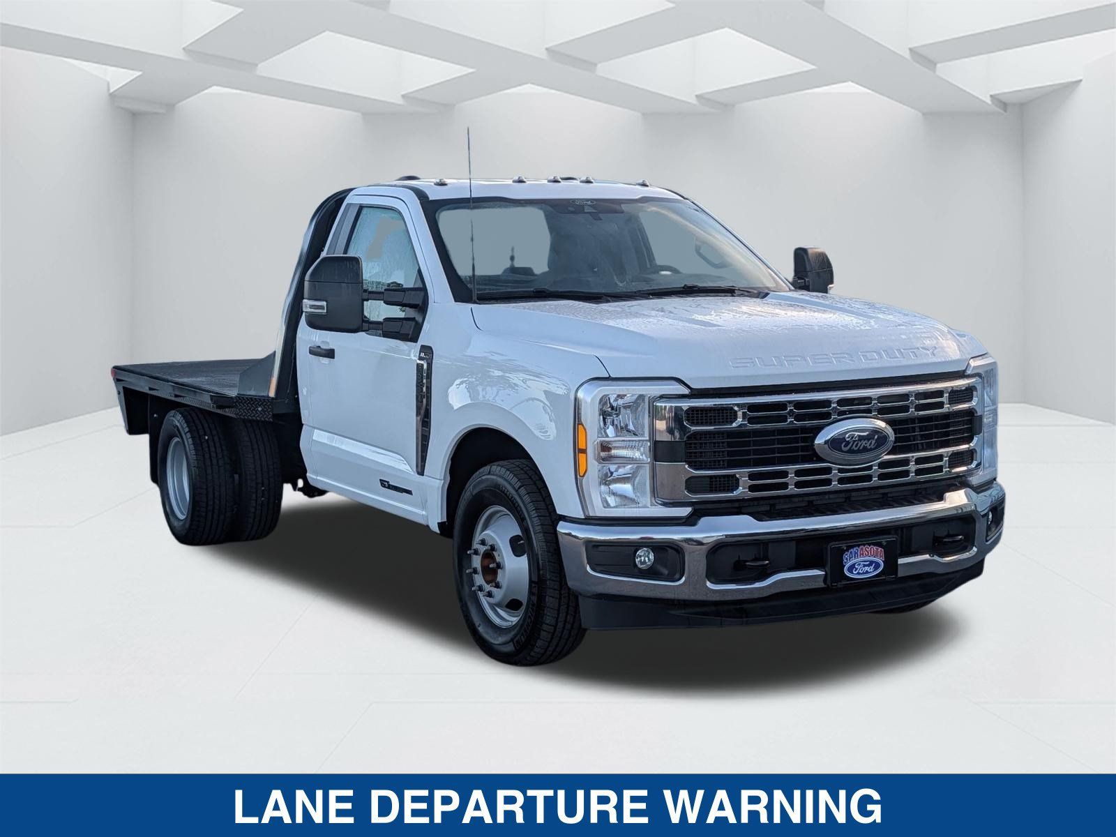 New 2025 Ford F350 XL w/ XL Chrome Package RWD image 5