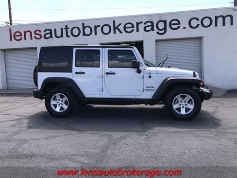 Used 2016 Jeep Wrangler Unlimited Sport w/ Quick Order Package 24S AWD/4WD image 1