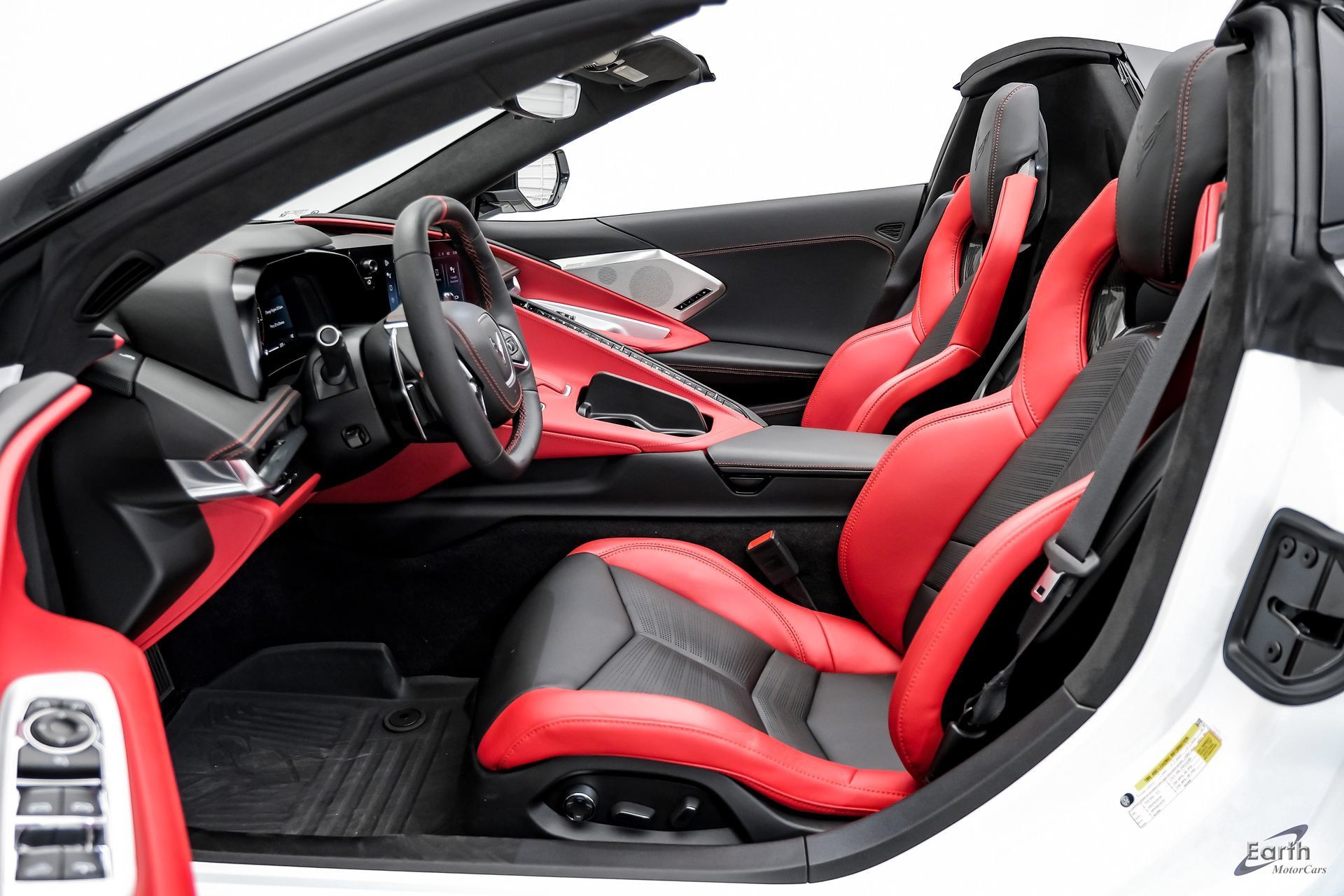 Used 2024 Chevrolet Corvette Stingray Premium Conv w/ Z51 Performance Package RWD image 44