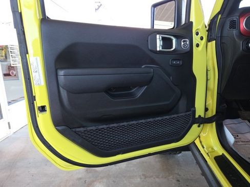 Used 2023 Jeep Wrangler Rubicon w/ LED Lighting Group image 37