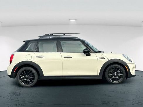 Used 2019 MINI Cooper 4-Door Hardtop w/ Premium Package image 7