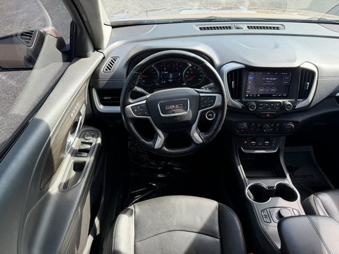Used 2018 GMC Terrain SLT w/ Preferred Package FWD image 16