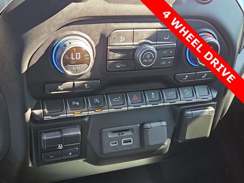 Used 2020 Chevrolet Silverado 1500 LT w/ All-Star Edition image 19