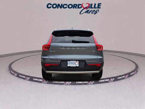 Used 2019 Volvo XC40 T5 Momentum AWD/4WD image 5