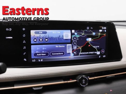 Used 2023 Nissan Ariya FWD image 19