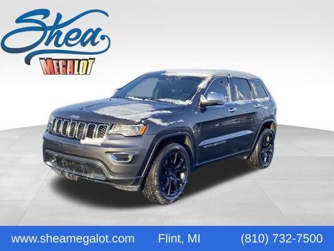 Used 2017 Jeep Grand Cherokee Limited image 1