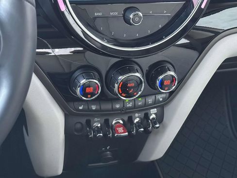 Used 2024 MINI Cooper Countryman S w/ Signature Upholstery Package image 19