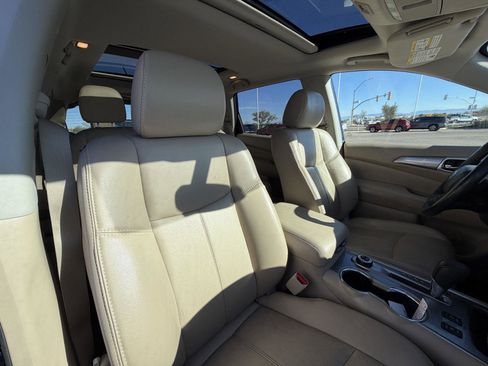 Used 2017 Nissan Pathfinder SL w/ SL Premium Package image 21