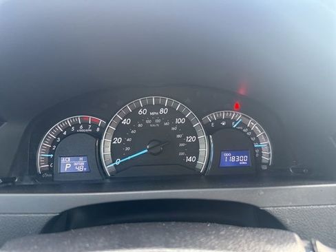 Used 2014 Toyota Camry SE image 15