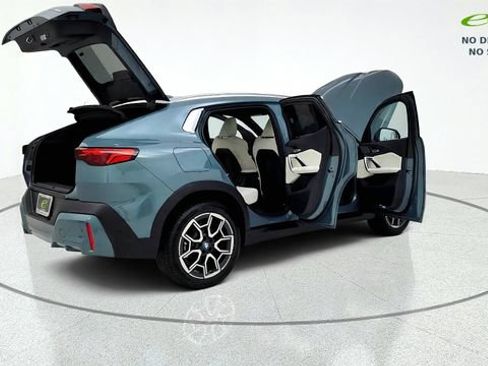 Used 2026 BMW X2 xDrive28i AWD/4WD image 19