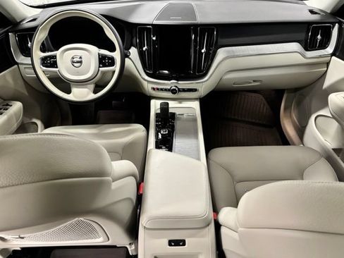 Used 2024 Volvo XC60 B5 Plus w/ Protection Package Premier AWD/4WD image 12