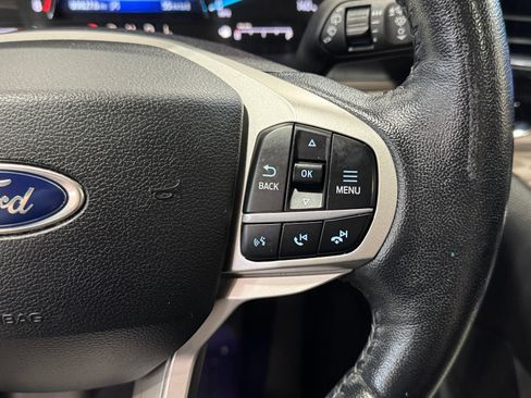 Used 2021 Ford Explorer Limited w/ Equipment Group 301A AWD/4WD image 22