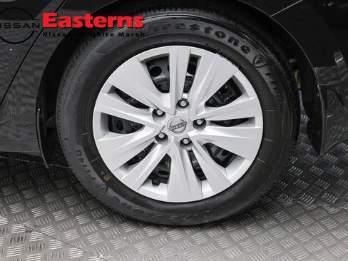 Used 2025 Nissan Sentra S FWD image 8
