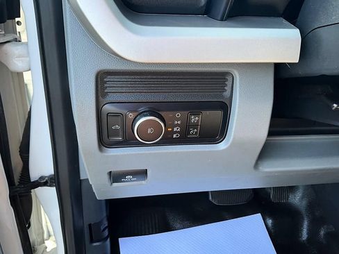 Used 2023 Ford F250 XL AWD/4WD image 16