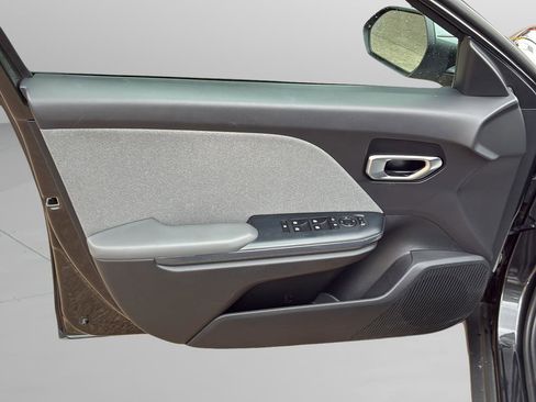 Used 2025 Kia K4 EX FWD image 11