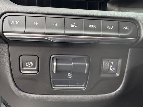 Certified 2022 Cadillac Escalade Sport w/ Touring Package image 25